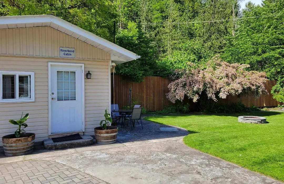 Riverbend Guest House-1